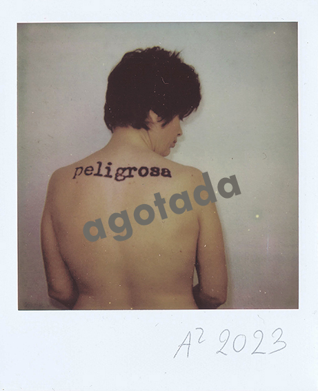 Peligrosa I (Polaroid)